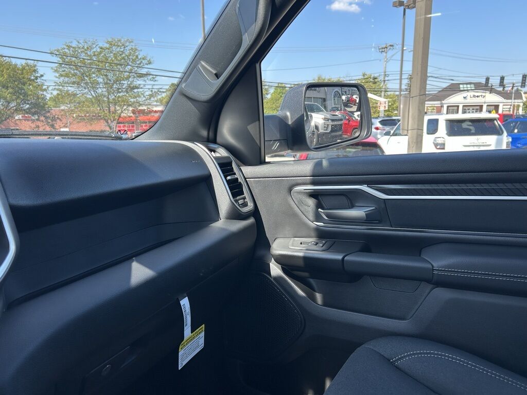 2026 Ram 1500 Big Horn/Lone Star Crestwood KY