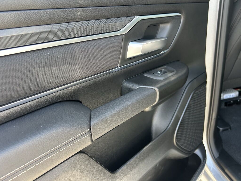 2026 Ram 1500 Big Horn/Lone Star Crestwood KY
