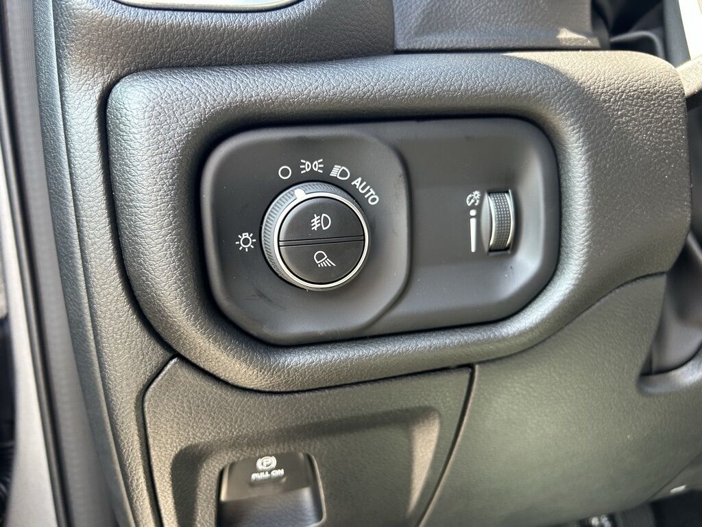2026 Ram 1500 Big Horn/Lone Star Crestwood KY
