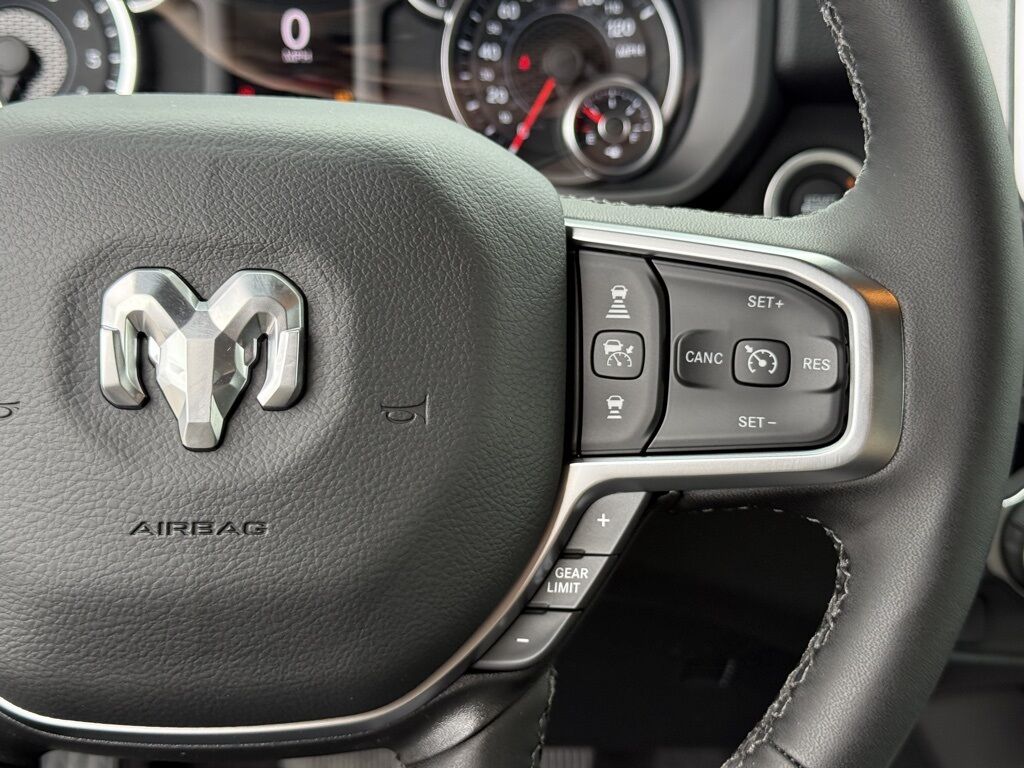 2026 Ram 1500 Big Horn/Lone Star Crestwood KY