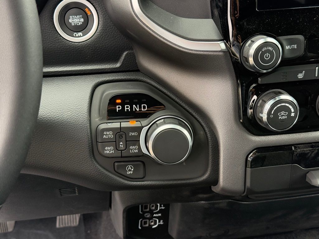 2026 Ram 1500 Big Horn/Lone Star Crestwood KY