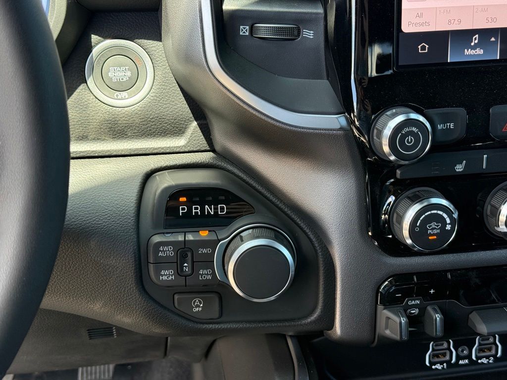 2026 Ram 1500 Big Horn/Lone Star Crestwood KY