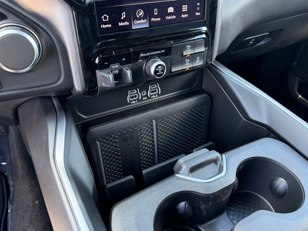2026 Ram 1500 Big Horn/Lone Star Crestwood KY