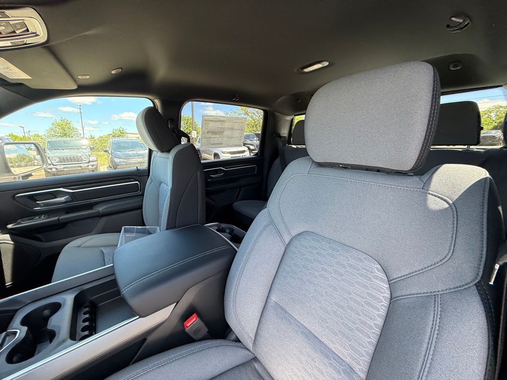 2026 Ram 1500 Big Horn/Lone Star Crestwood KY