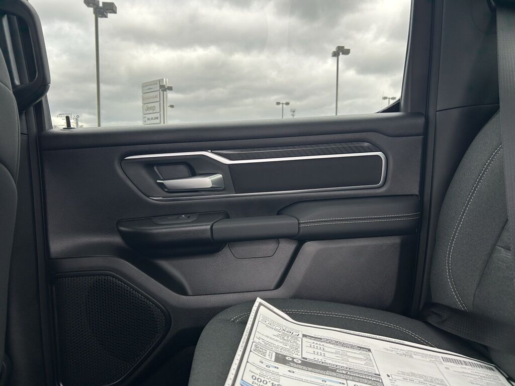 2026 Ram 1500 Big Horn/Lone Star Crestwood KY