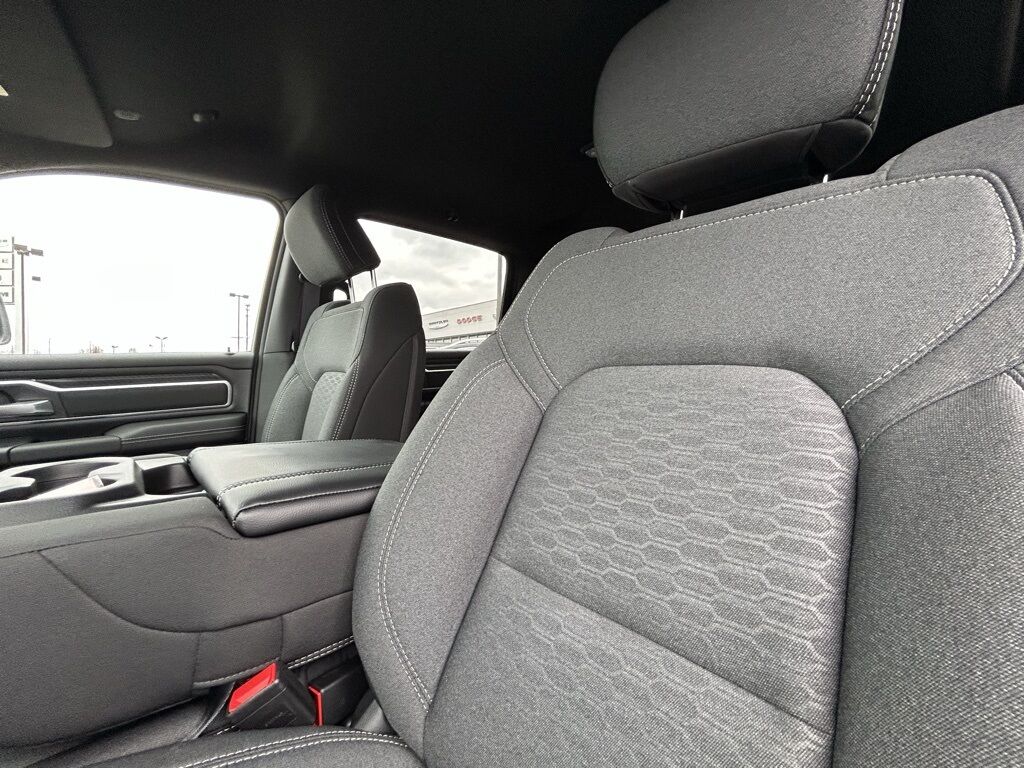 2026 Ram 1500 Big Horn/Lone Star Crestwood KY