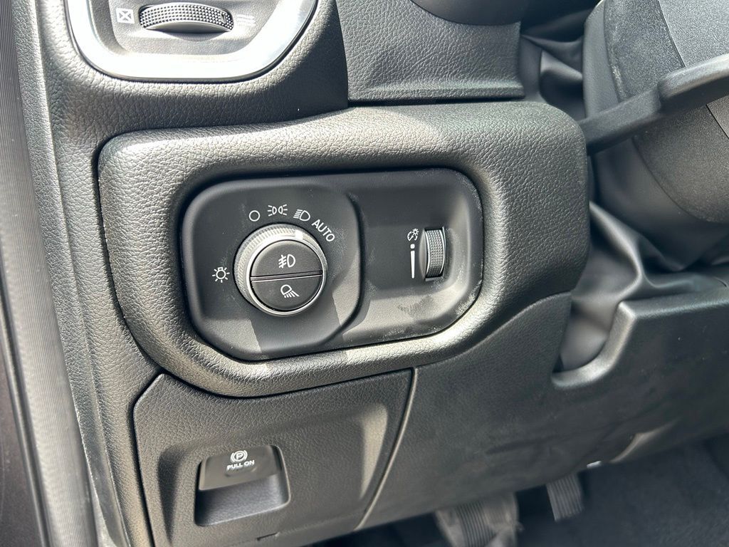 2026 Ram 1500 Big Horn/Lone Star Crestwood KY