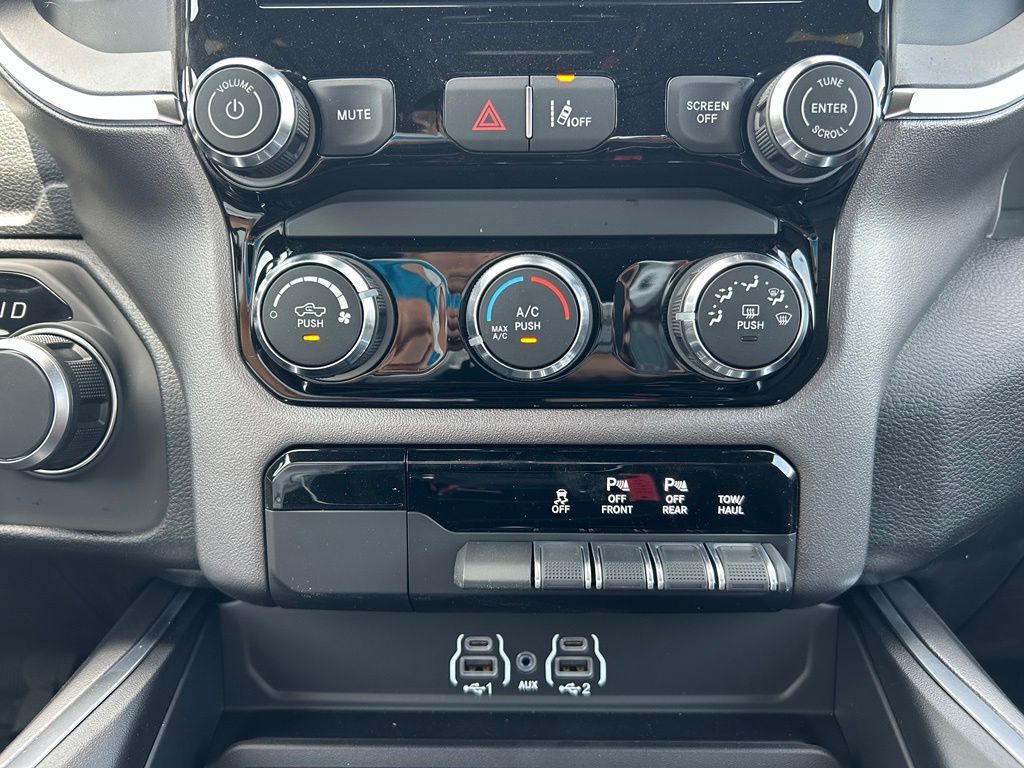 2026 Ram 1500 Big Horn/Lone Star Crestwood KY