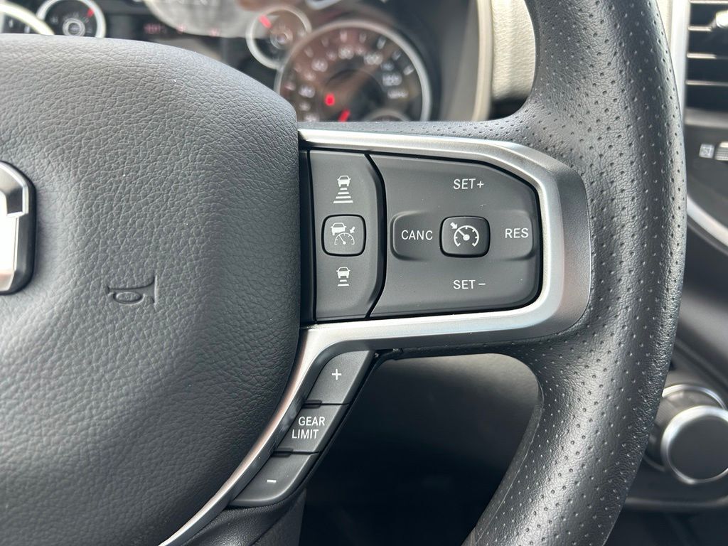 2026 Ram 1500 Big Horn/Lone Star Crestwood KY
