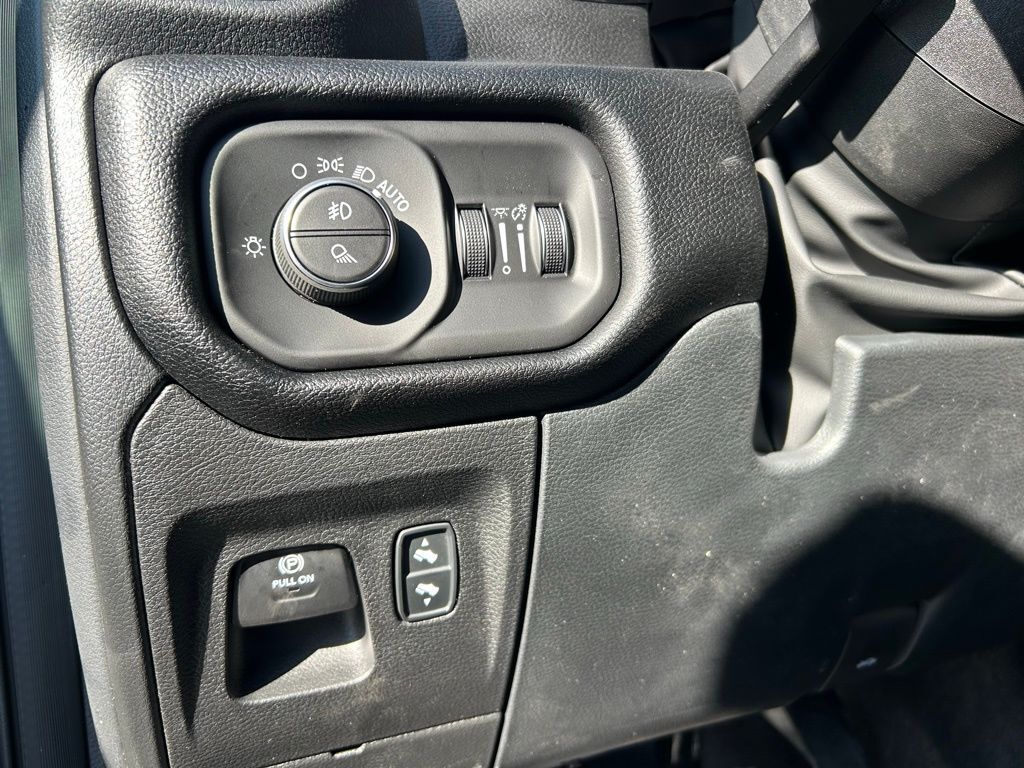 2026 Ram 1500 Big Horn/Lone Star Crestwood KY