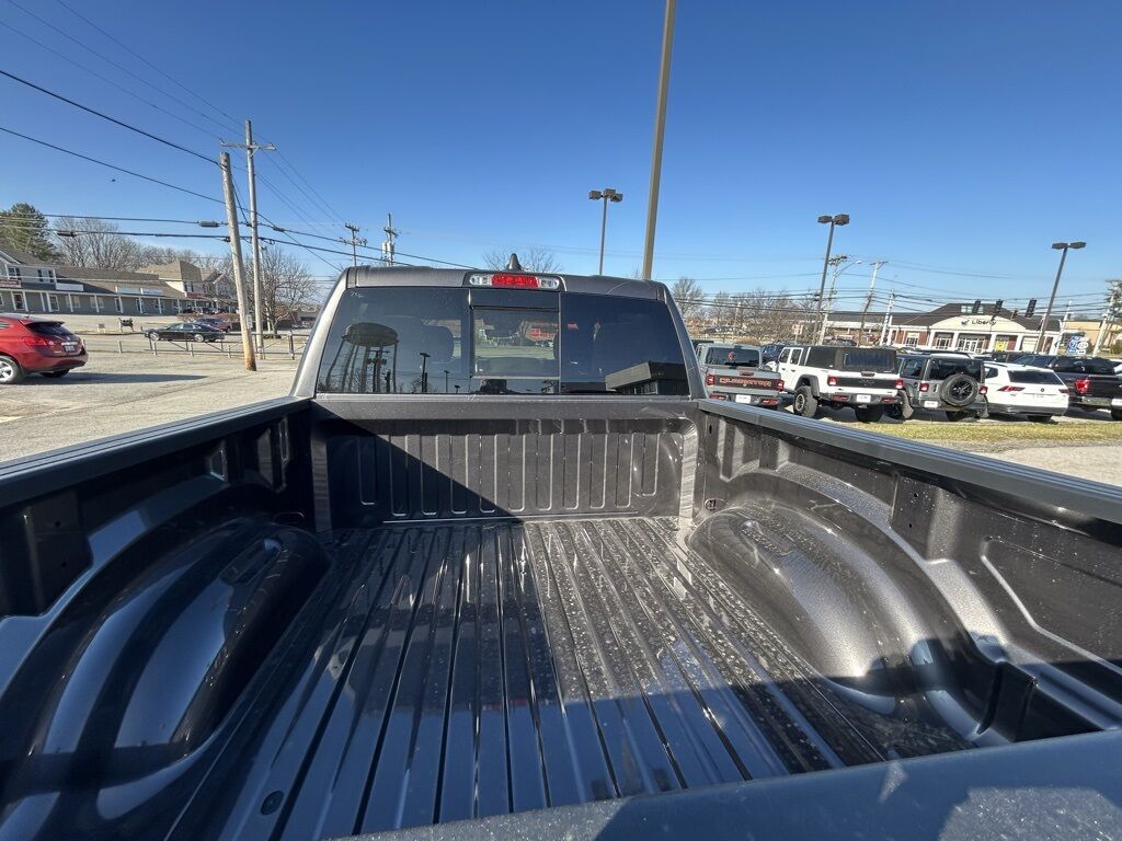 2026 Ram 1500 Big Horn/Lone Star Crestwood KY