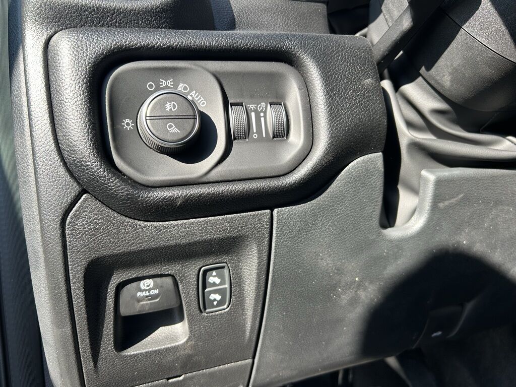 2026 Ram 1500 Big Horn/Lone Star Crestwood KY