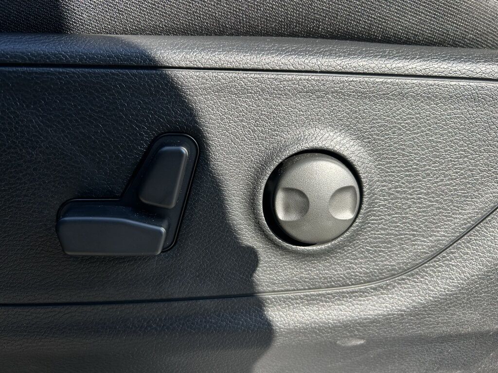 2026 Ram 1500 Big Horn/Lone Star Crestwood KY