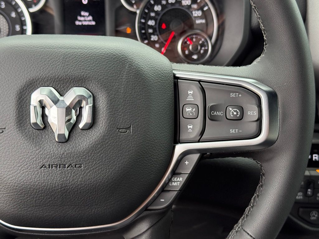 2026 Ram 1500 Big Horn/Lone Star Crestwood KY