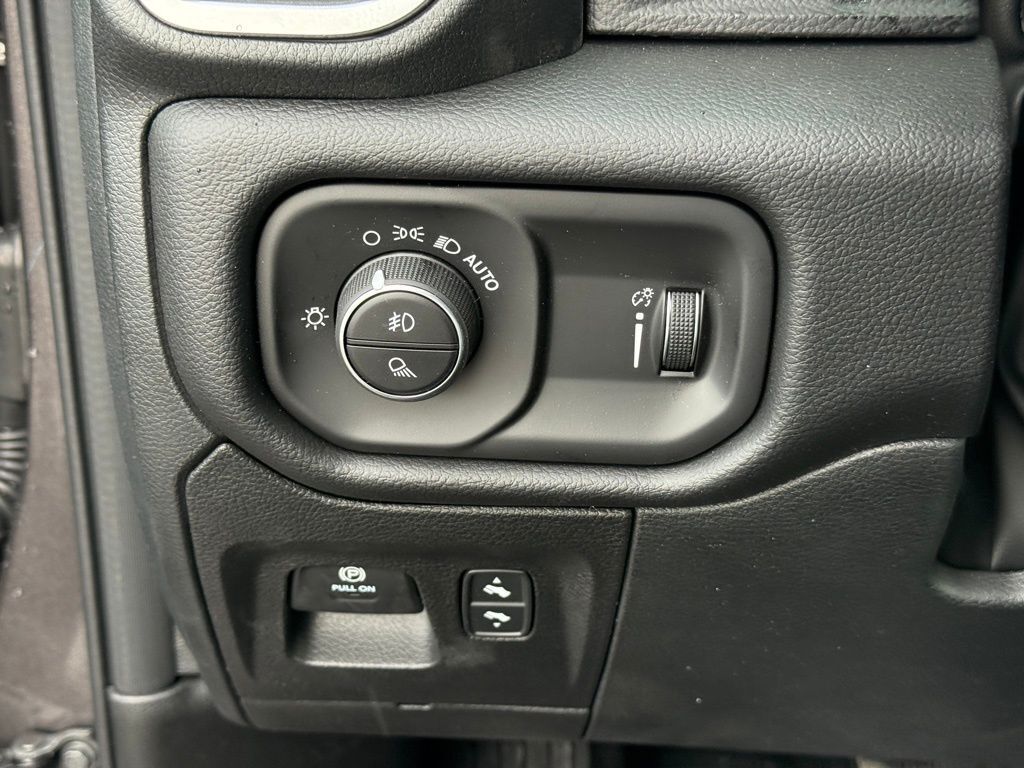 2026 Ram 1500 Big Horn/Lone Star Crestwood KY