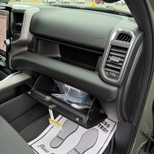 2026 Ram 1500 Big Horn/Lone Star Herrin IL