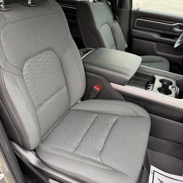 2026 Ram 1500 Big Horn/Lone Star Herrin IL