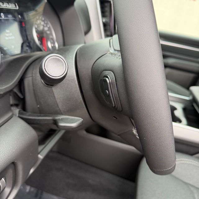 2026 Ram 1500 Big Horn/Lone Star Herrin IL