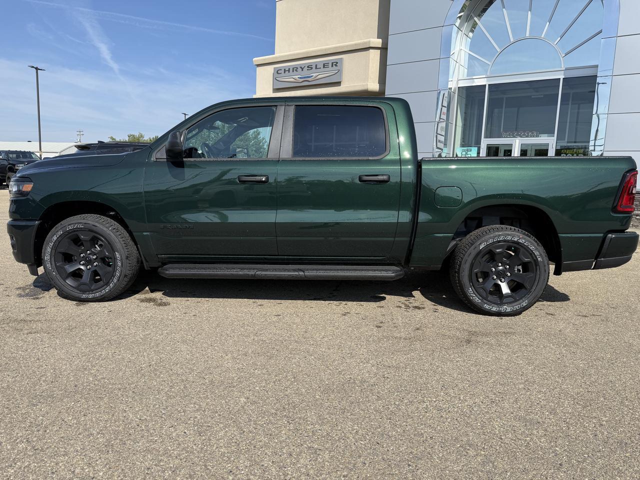 2026 Ram 1500 Express Black Edition Crew Cab 4x4 | 3L Turbo | Serrano Green | Backup Camera | Touchscreen Redwater AB