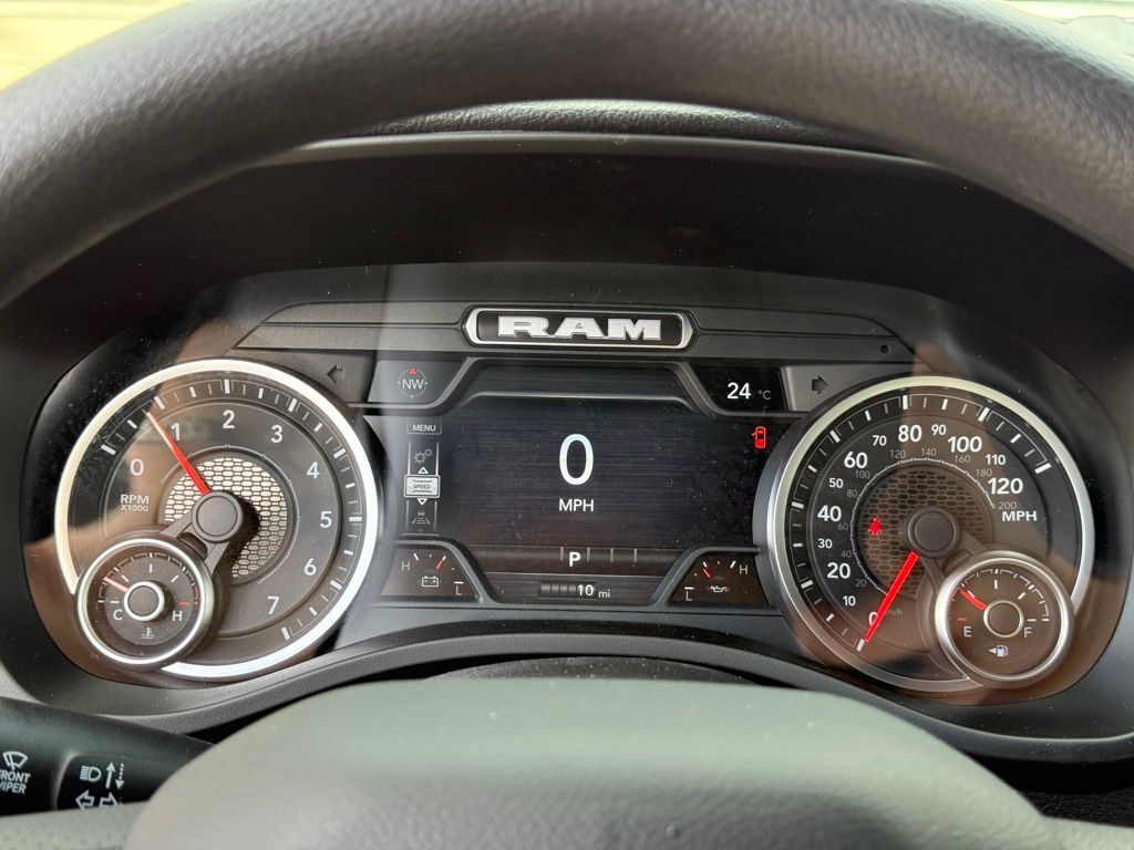 2026 Ram 1500 Express Crestwood KY