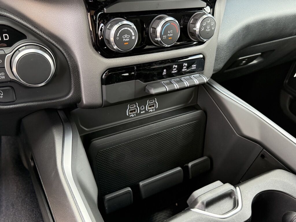 2026 Ram 1500 Express Crestwood KY