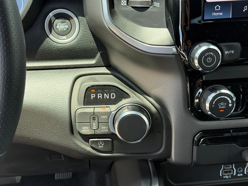 2026 Ram 1500 Express Crestwood KY