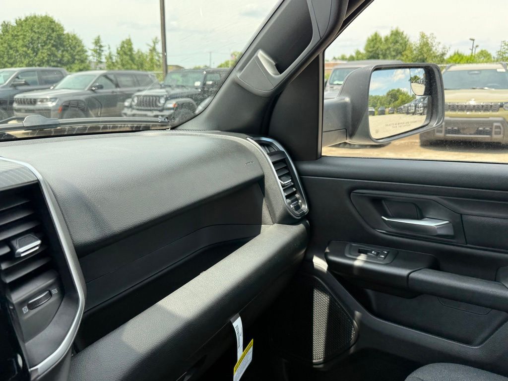2026 Ram 1500 Express Crestwood KY