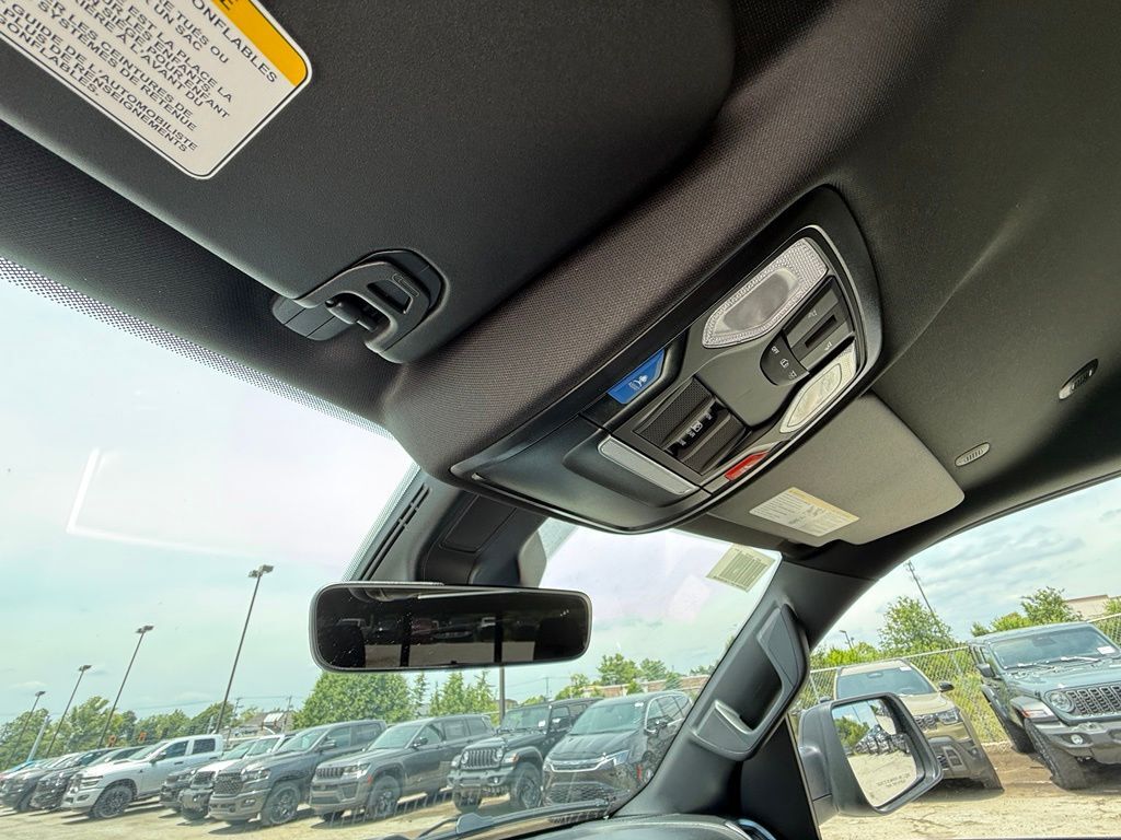 2026 Ram 1500 Express Crestwood KY