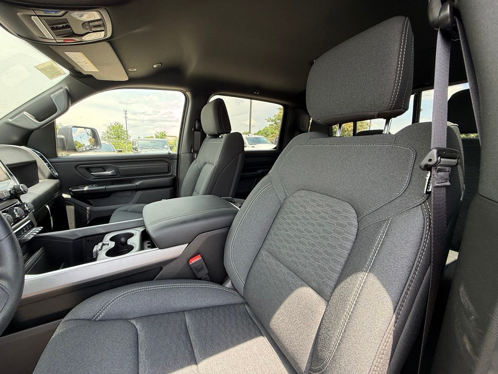 2026 Ram 1500 Express Crestwood KY
