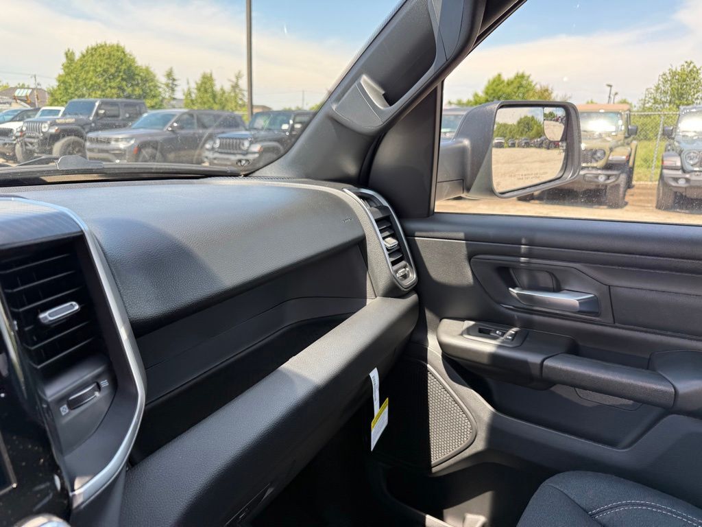 2026 Ram 1500 Express Crestwood KY