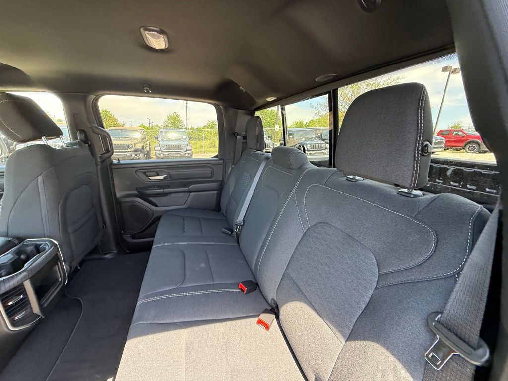 2026 Ram 1500 Express Crestwood KY