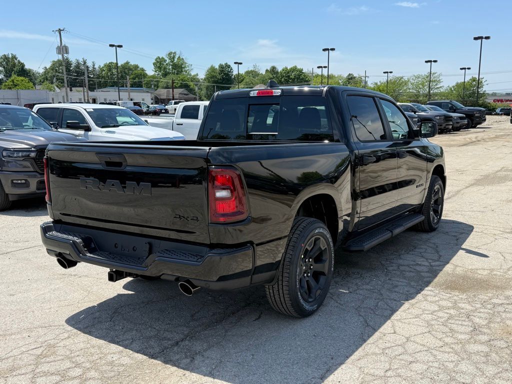 2026 Ram 1500 Express Crestwood KY