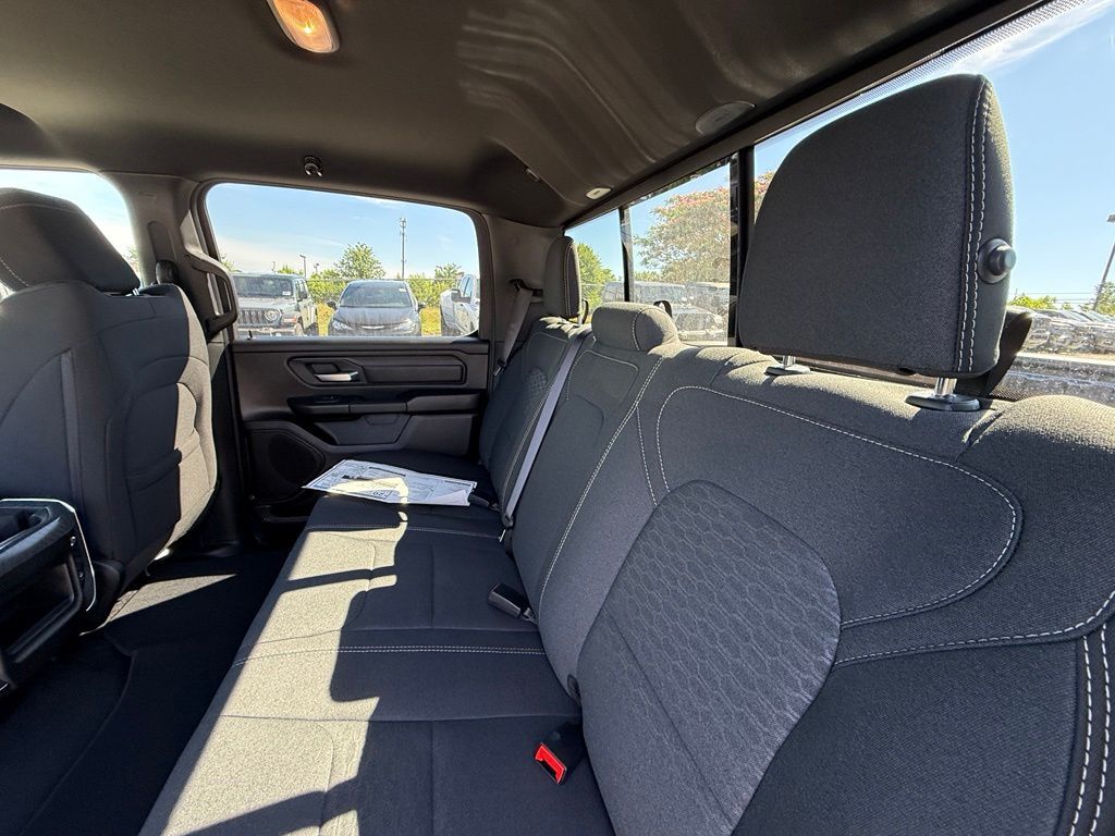 2026 Ram 1500 Express Crestwood KY