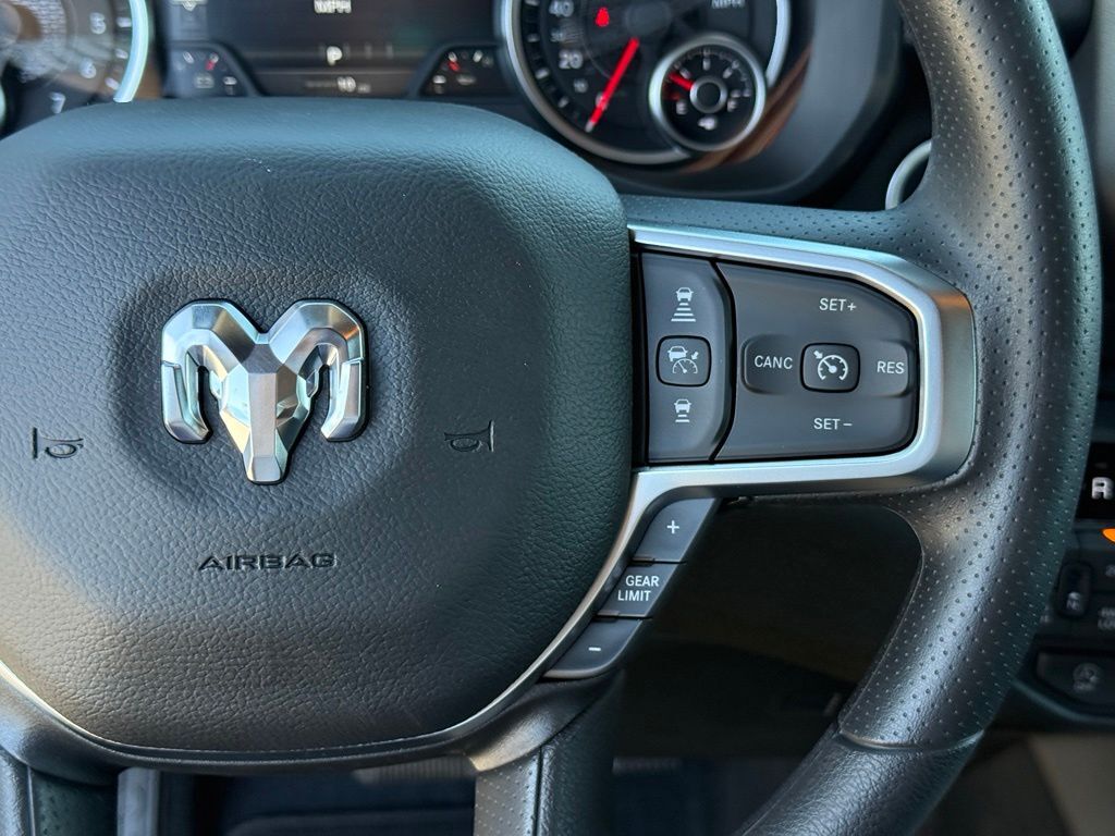 2026 Ram 1500 Express Crestwood KY