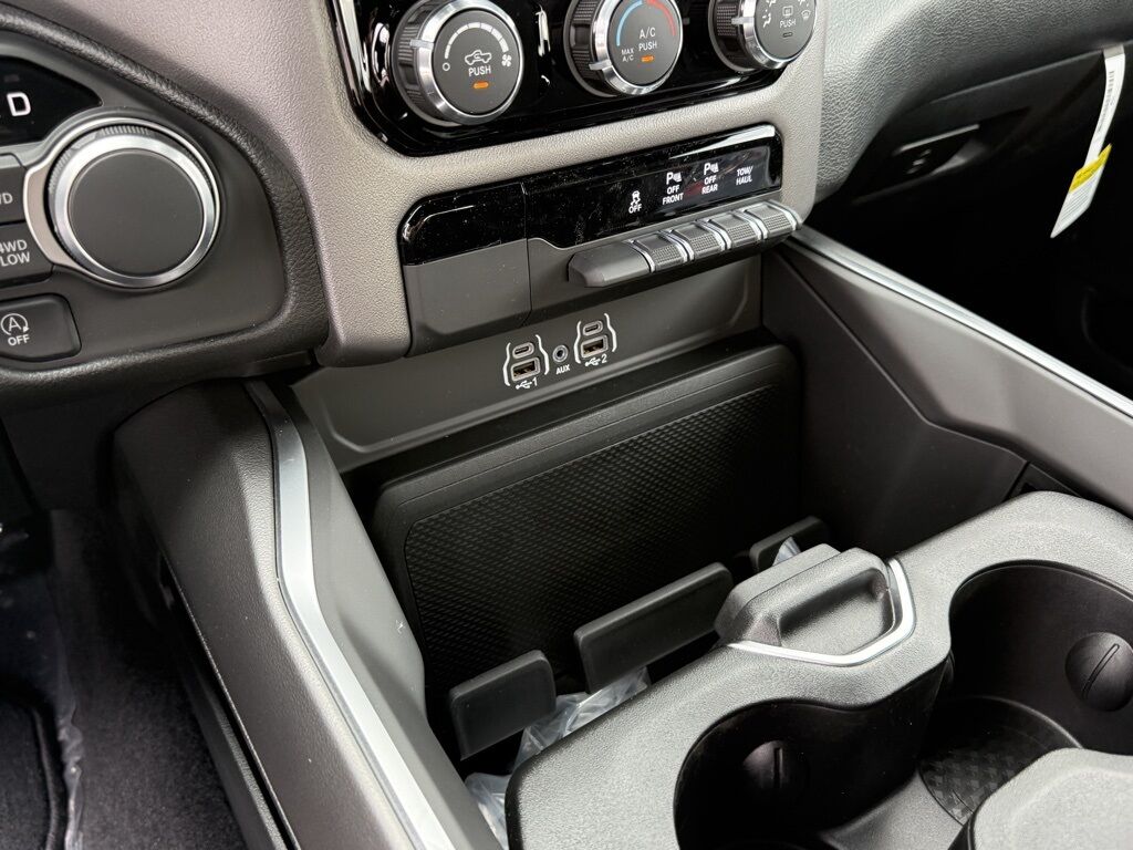 2026 Ram 1500 Express Crestwood KY