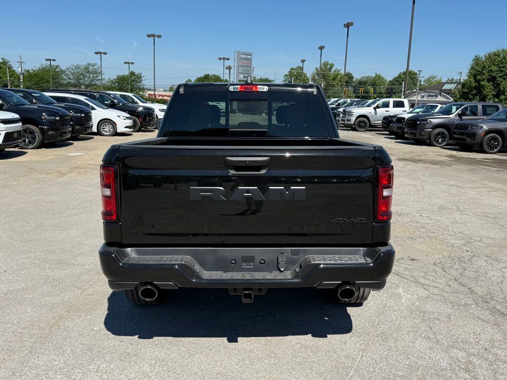 2026 Ram 1500 Express Crestwood KY
