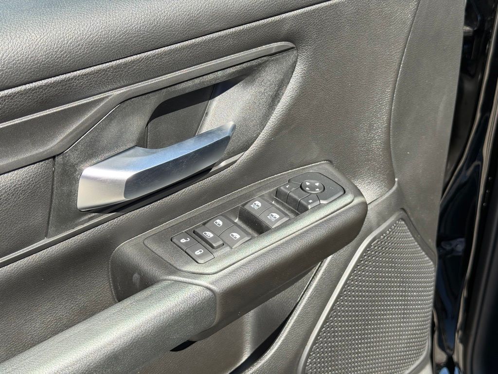 2026 Ram 1500 Express Crestwood KY