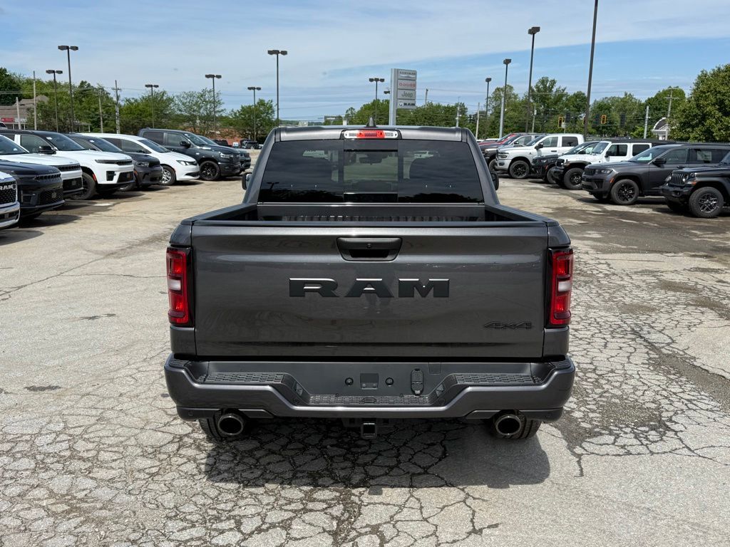 2026 Ram 1500 Express Crestwood KY