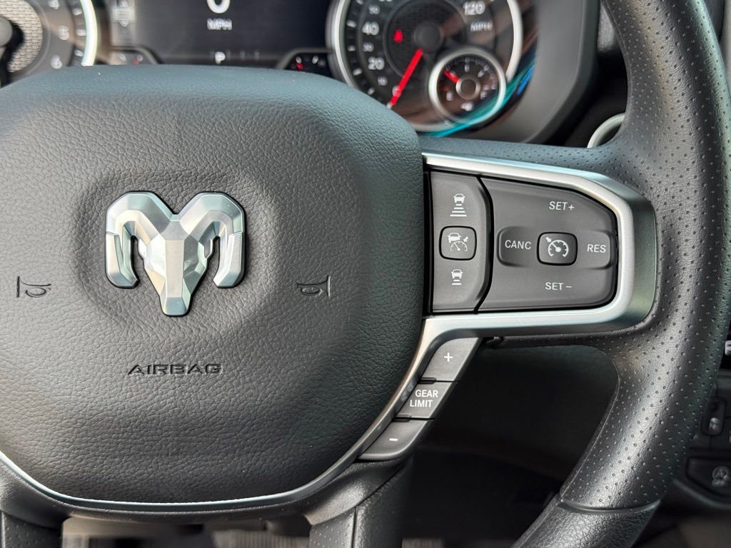 2026 Ram 1500 Express Crestwood KY
