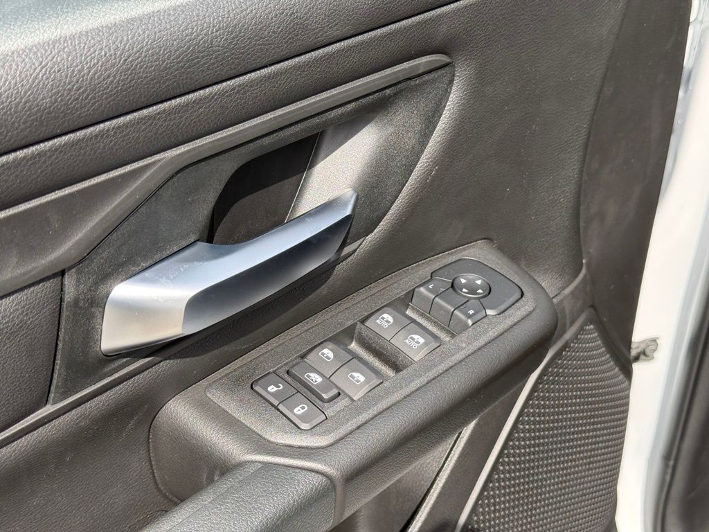 2026 Ram 1500 Express Crestwood KY