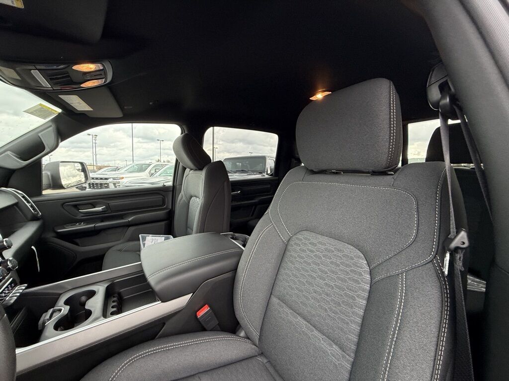 2026 Ram 1500 Express Crestwood KY