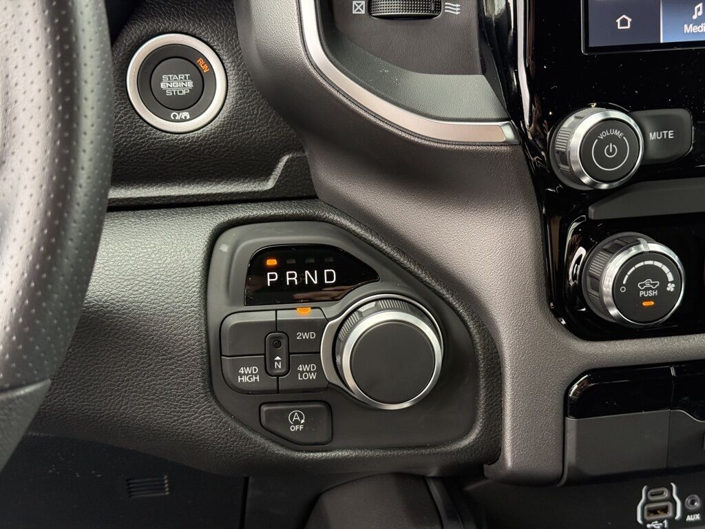 2026 Ram 1500 Express Crestwood KY