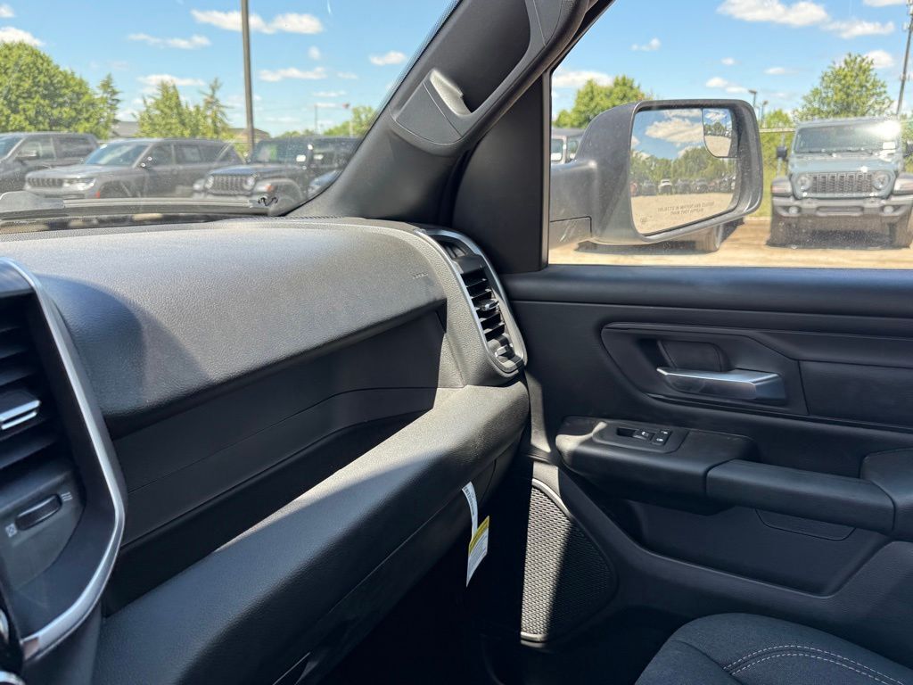 2026 Ram 1500 Express Crestwood KY