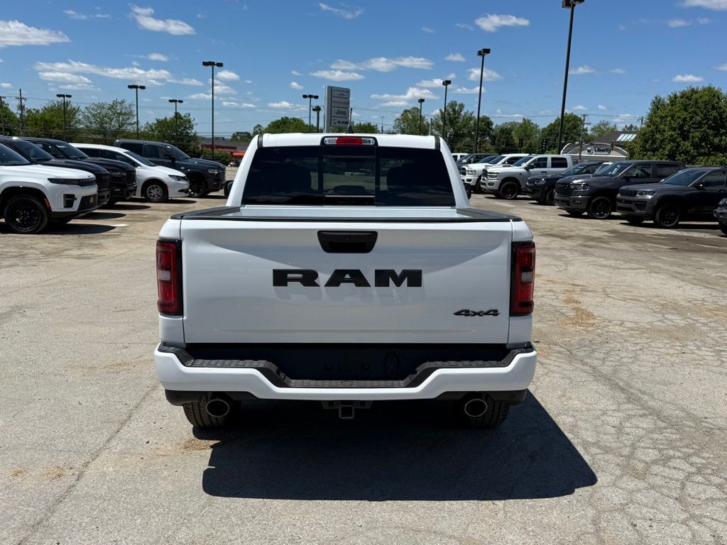 2026 Ram 1500 Express Crestwood KY