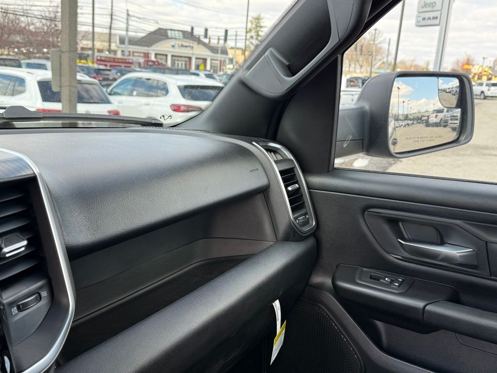 2026 Ram 1500 Express Crestwood KY