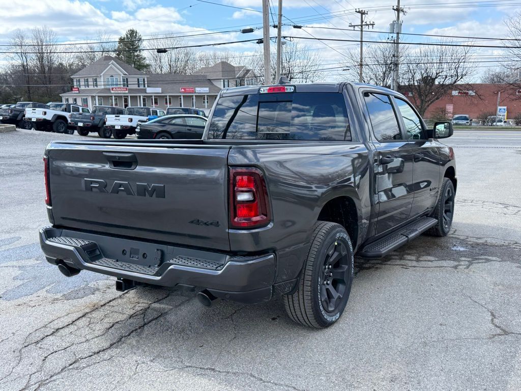 2026 Ram 1500 Express Crestwood KY