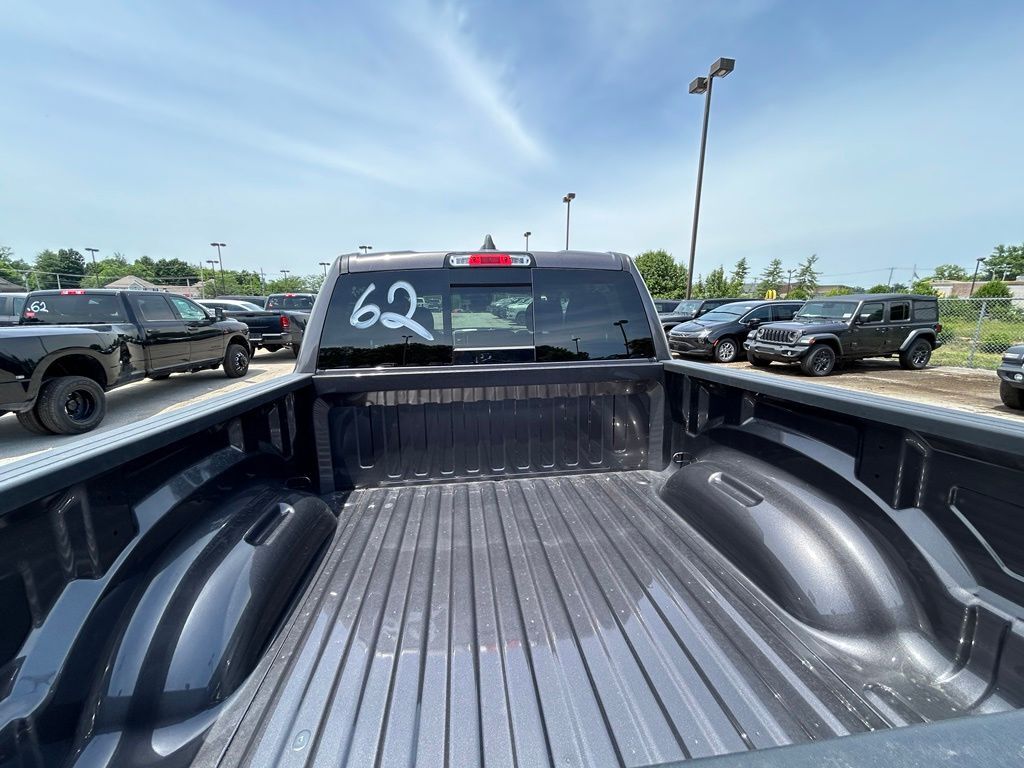 2026 Ram 1500 Express Crestwood KY