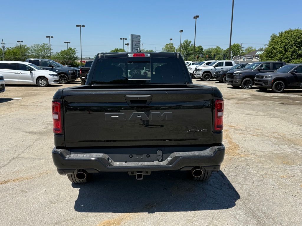 2026 Ram 1500 Express Crestwood KY