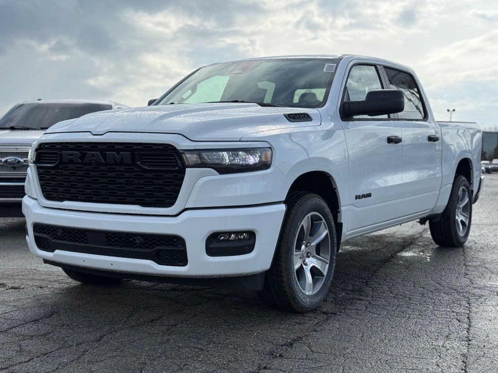 2026 Ram 1500 Express Crestwood KY