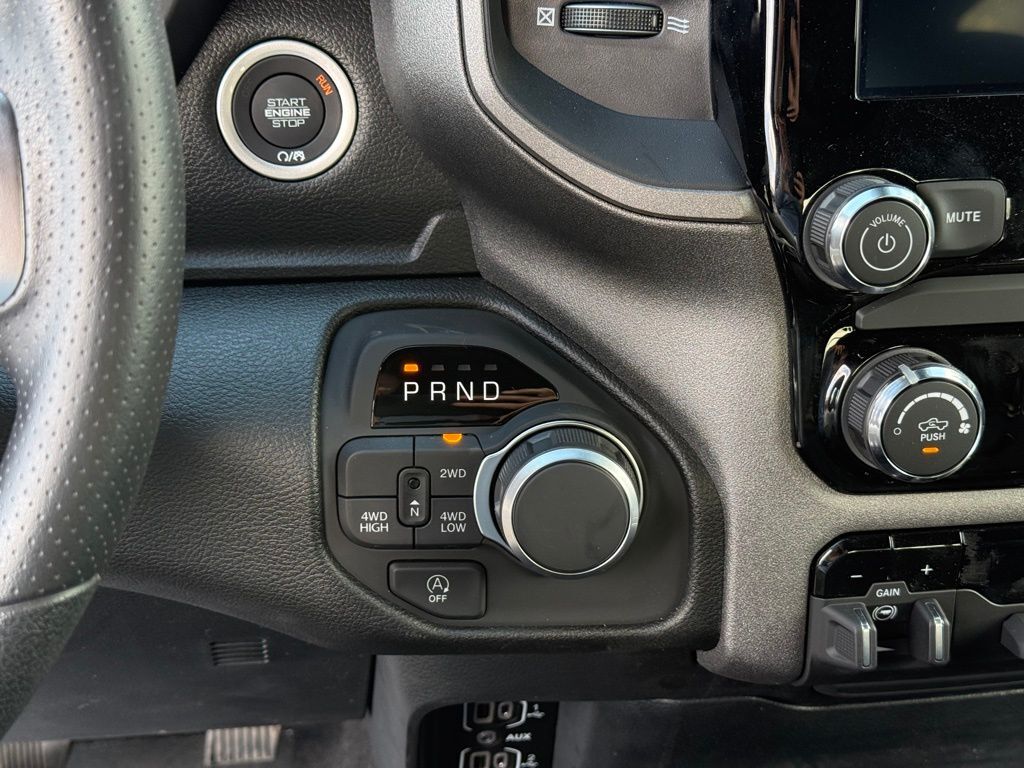 2026 Ram 1500 Express Crestwood KY